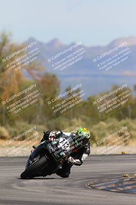 media/Mar-17-2024-CVMA (Sun) [[2dda336935]]/Race 8 Formula Ultra Lightweight Shootout/